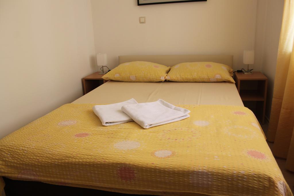 Apartments And Rooms Lena Mostar Exterior photo